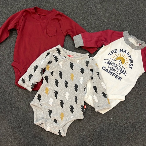Onesie bundle - Picture 1 of 1